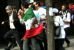 ایرانی های مقیم نیویارک سخنگوی وزارت خارجه این کشور را لت و کوب کردند
